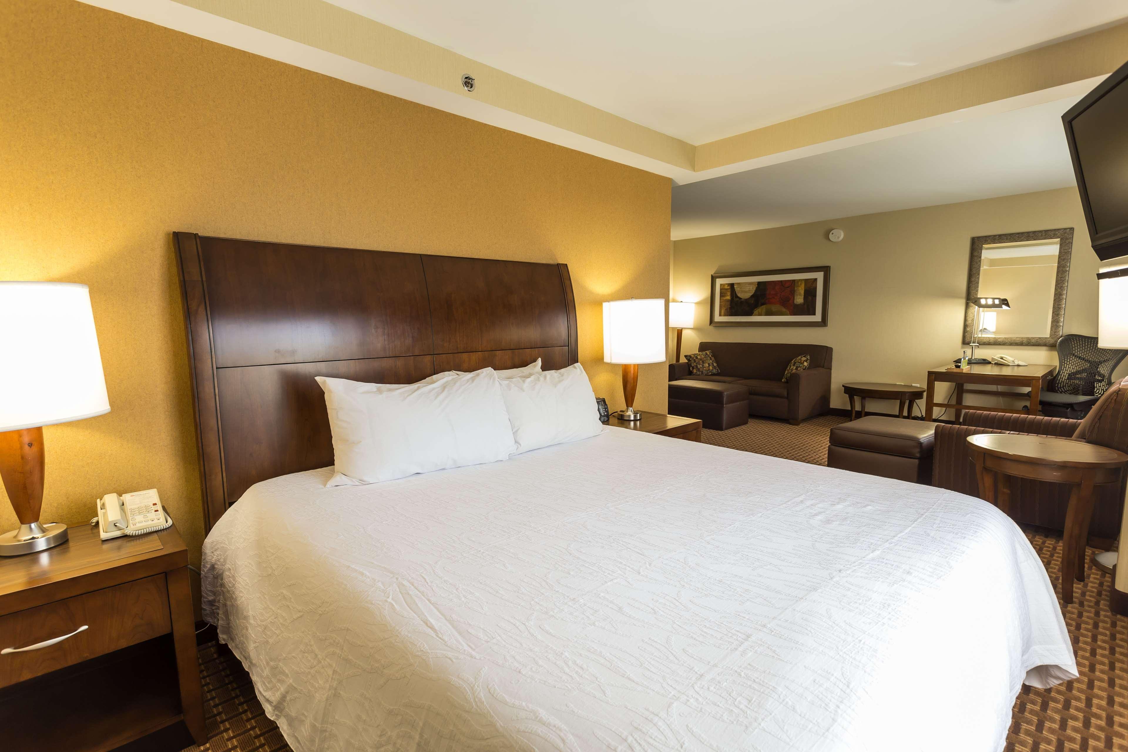 Hilton Garden Inn San Mateo Bagian luar foto