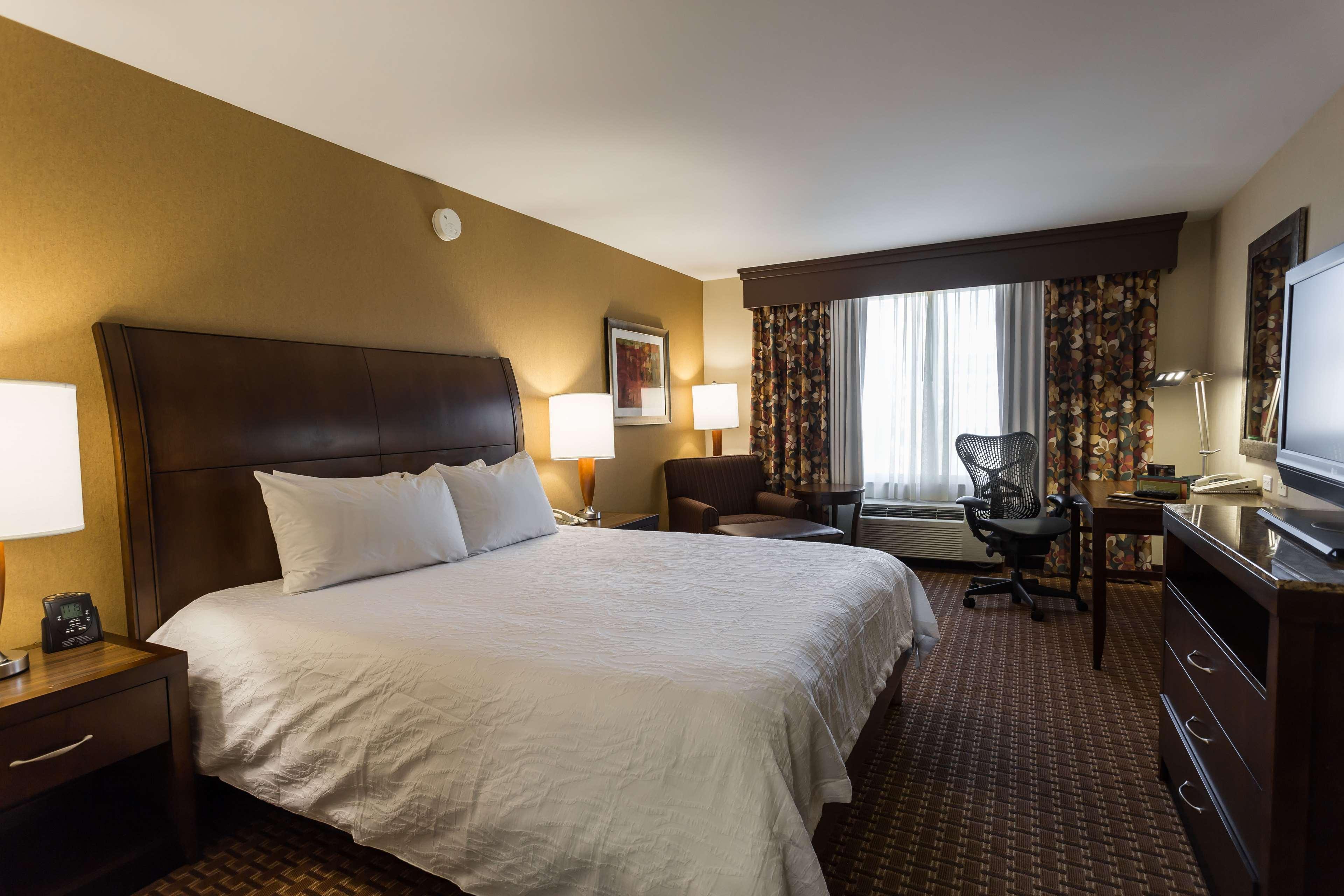 Hilton Garden Inn San Mateo Bagian luar foto