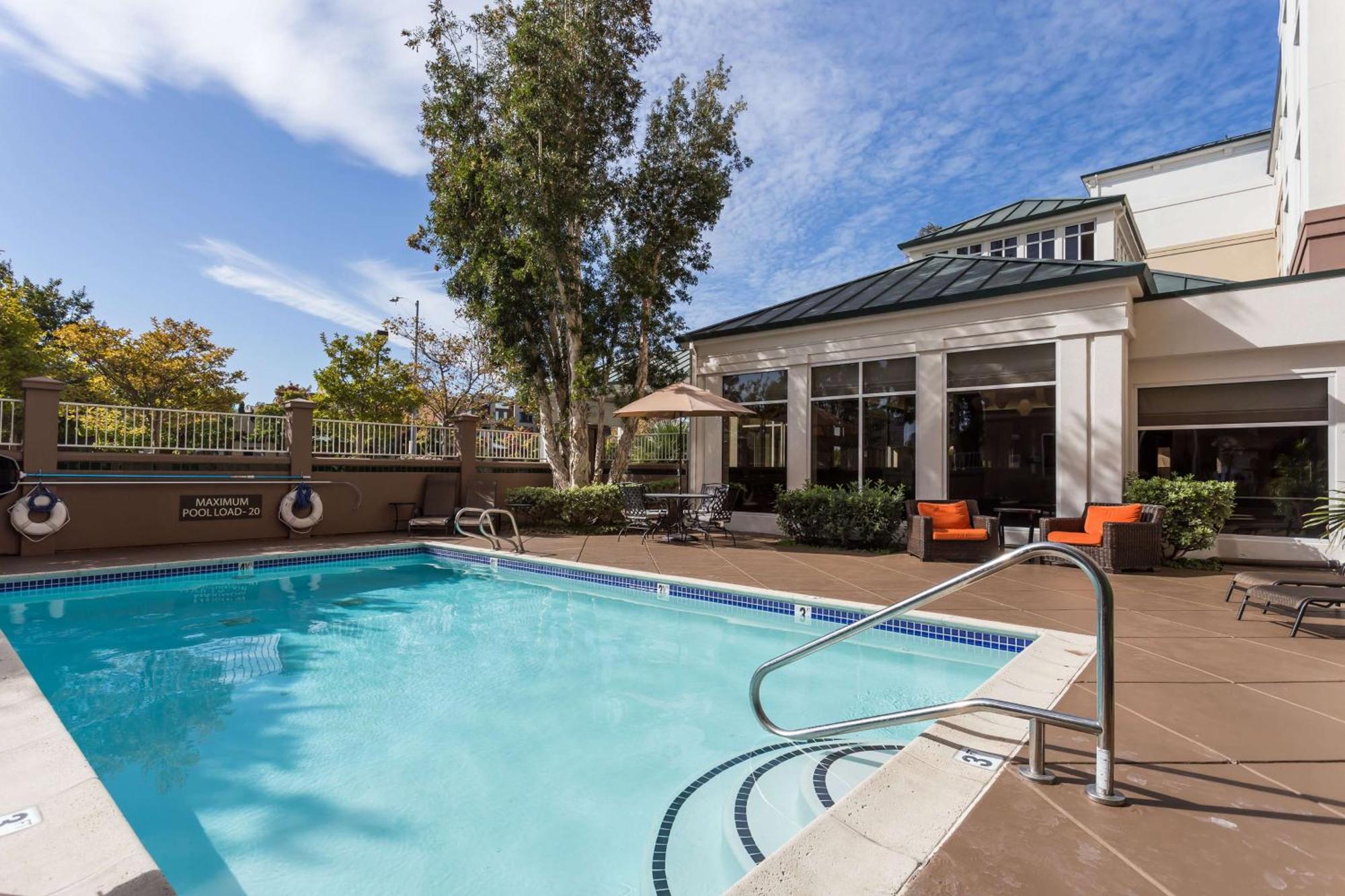 Hilton Garden Inn San Mateo Bagian luar foto