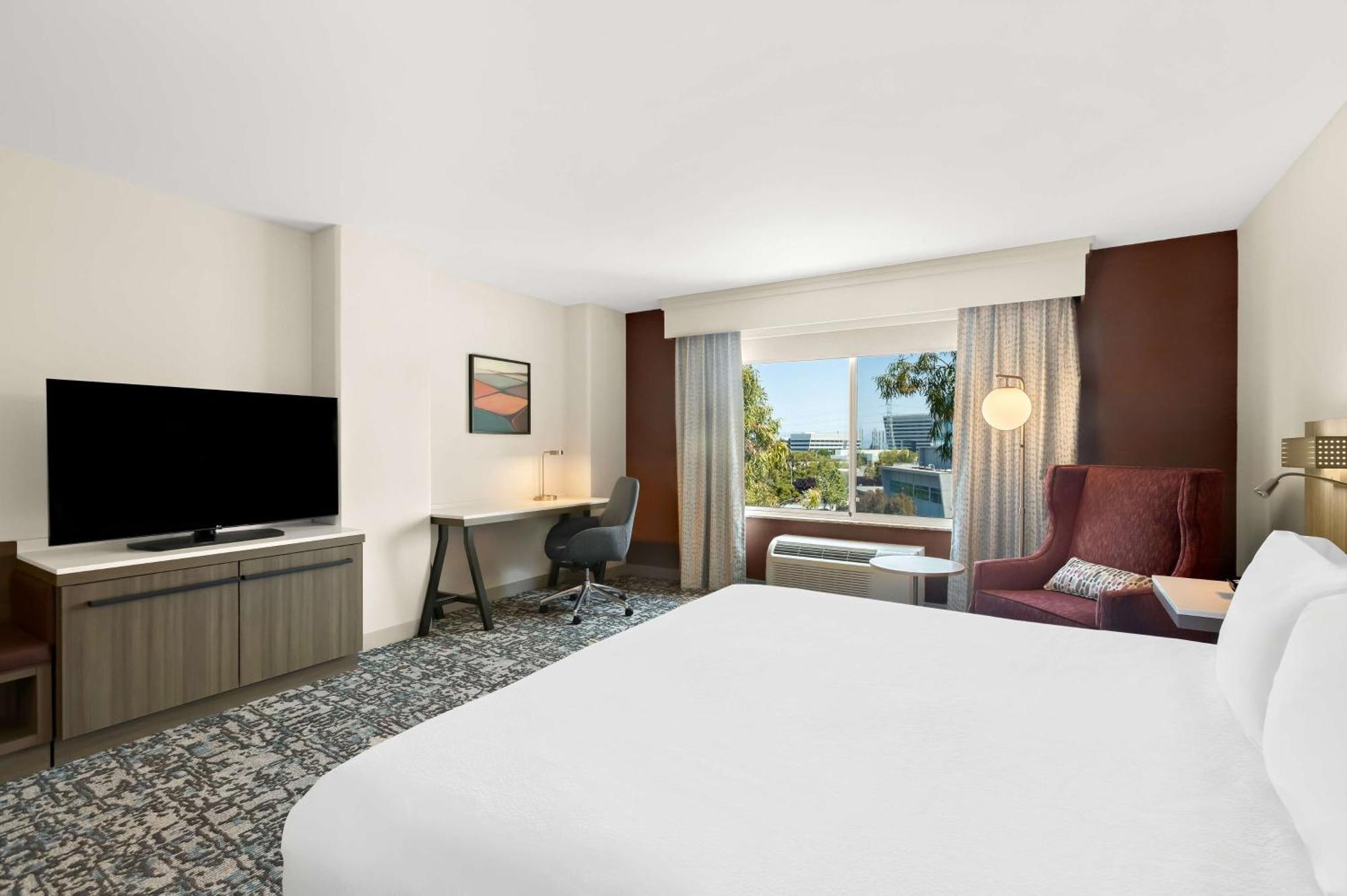 Hilton Garden Inn San Mateo Bagian luar foto