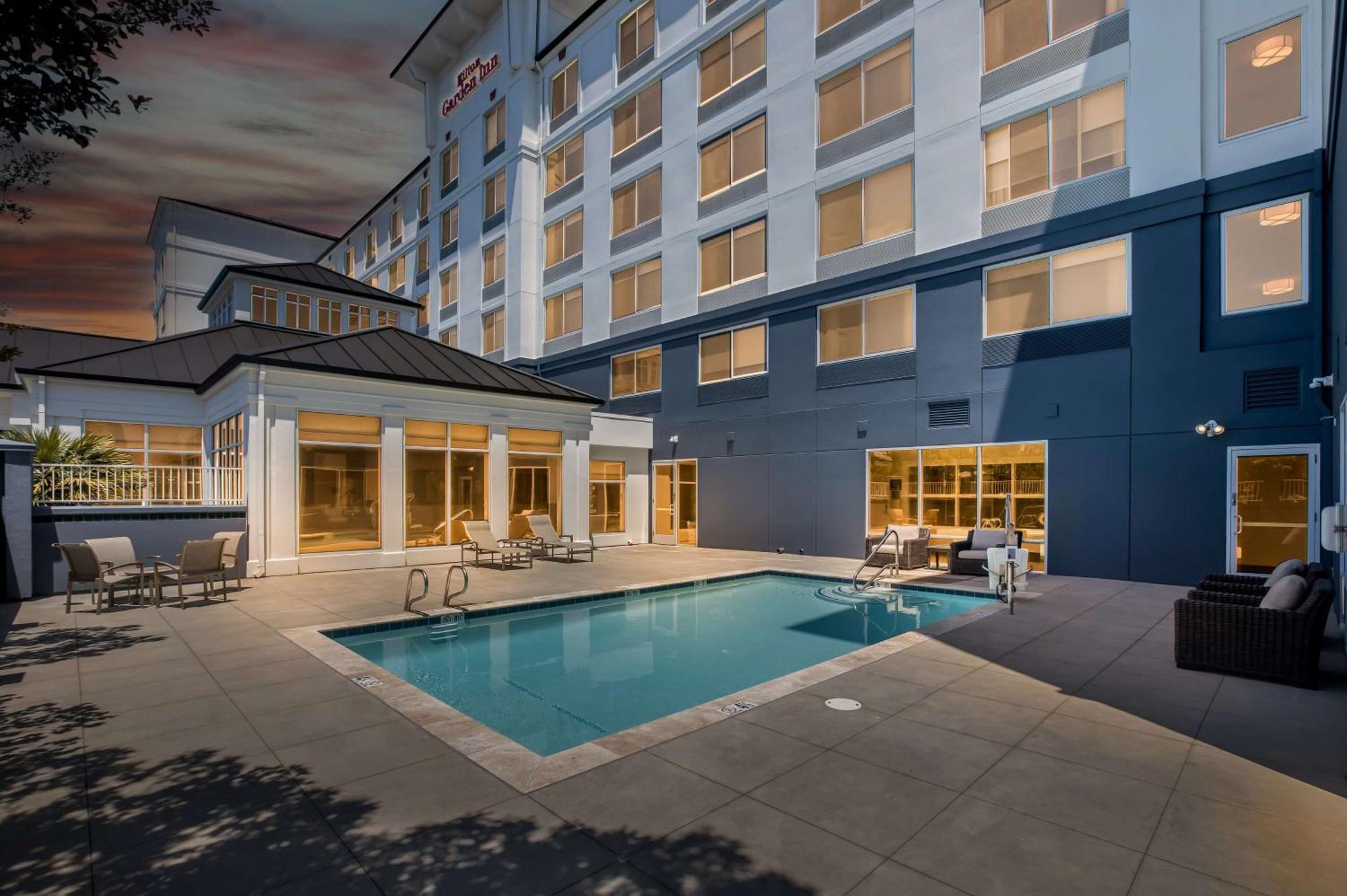 Hilton Garden Inn San Mateo Bagian luar foto
