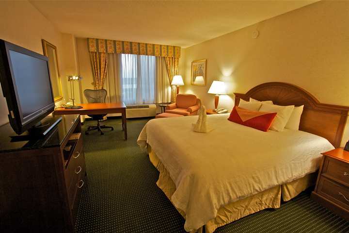 Hilton Garden Inn San Mateo Bagian luar foto